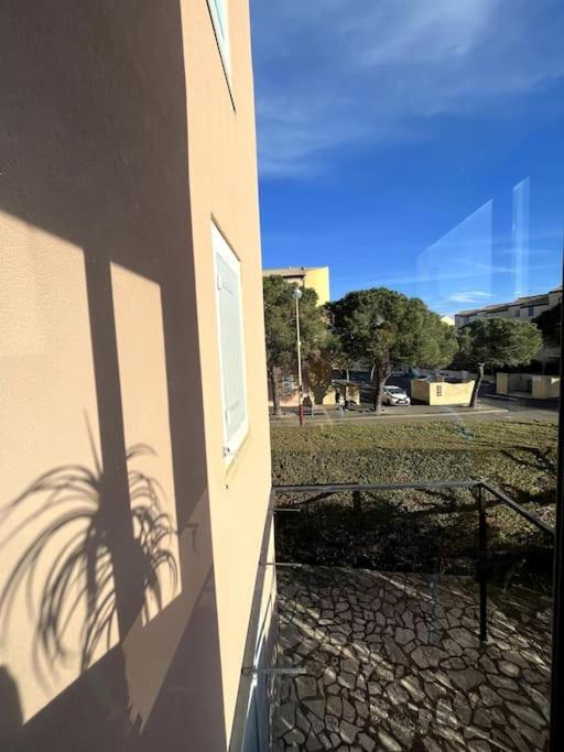 St-Pierre-La-Mer, Bel Appartement A Dans Residence Avec Piscine Et Tennis Entre 5 Et 10 Min De La Plage Fleury  Buitenkant foto