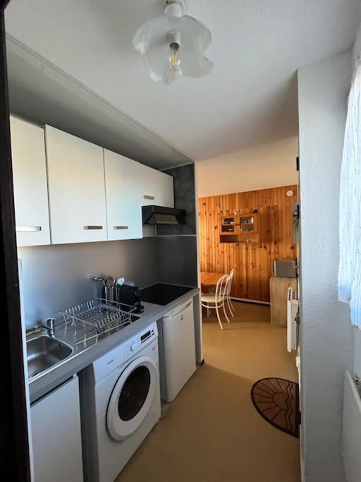 St-Pierre-La-Mer, Bel Appartement A Dans Residence Avec Piscine Et Tennis Entre 5 Et 10 Min De La Plage Fleury  Buitenkant foto